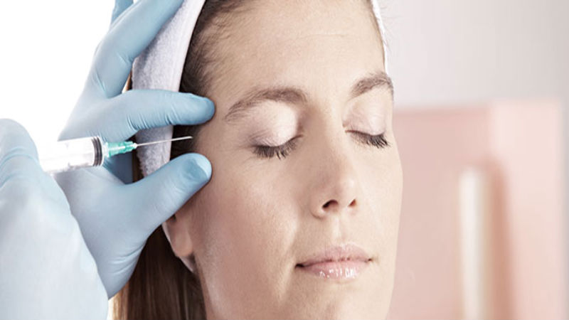 Benefits Of Considering Glenview Eyelid Surgery